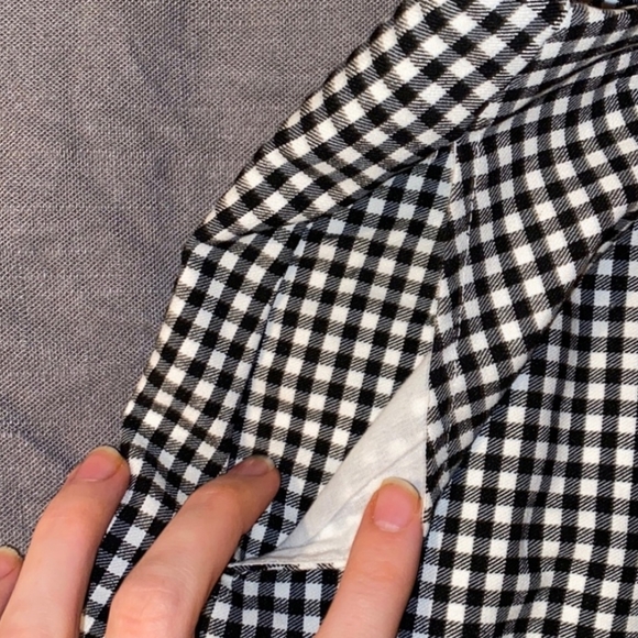 Black and white Checkered mini skirt - Picture 2 of 10